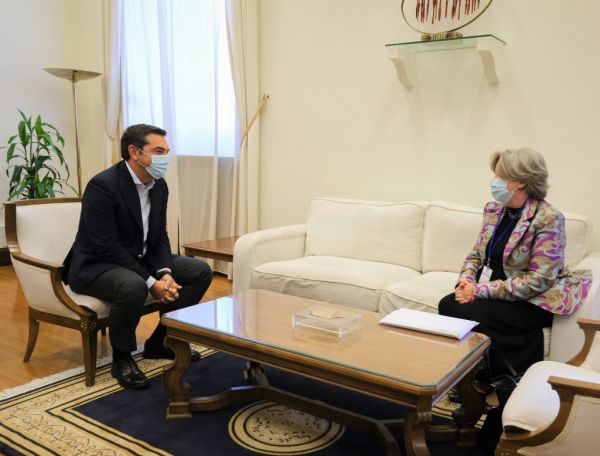 Τσίπρας : Αποσύρει την πρόταση για κοινής αποδοχής υπουργό Υγείας ;