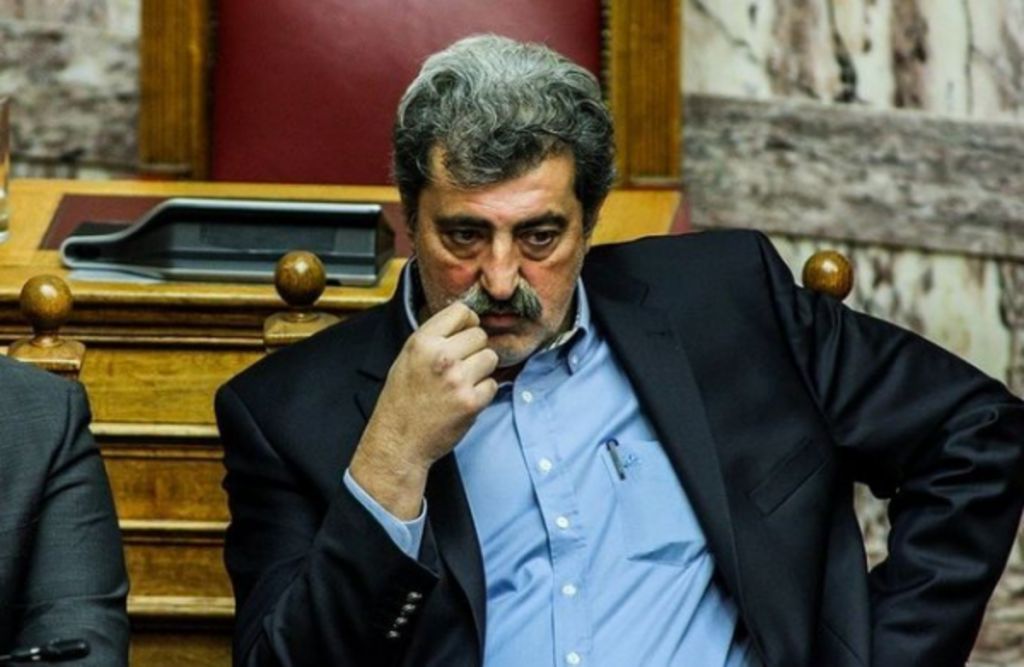 Παύλος Πολάκης: «Εμείς με τη Μυρσίνη, εσείς με τον «Μπάντεν-Μπάντεν»»