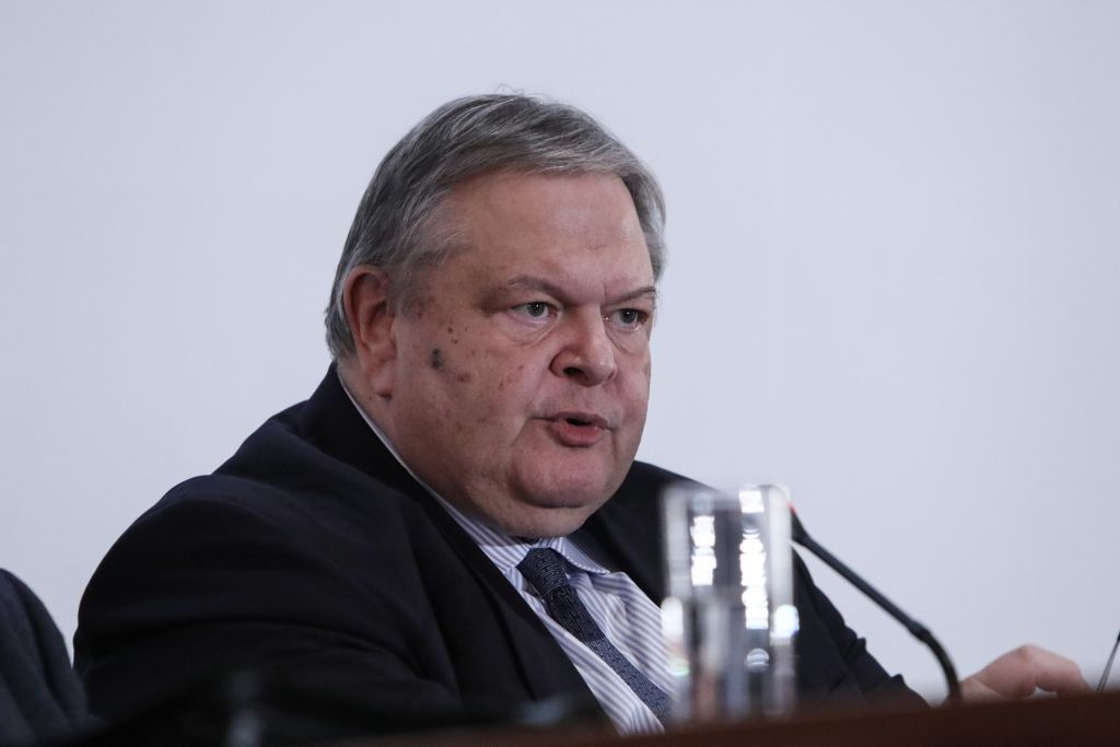 Βενιζέλος : Νόμιμη και συνταγματική η απαγόρευση συναθροίσεων – Εάν ήμασταν σοβαροί δεν θα χρειαζόταν