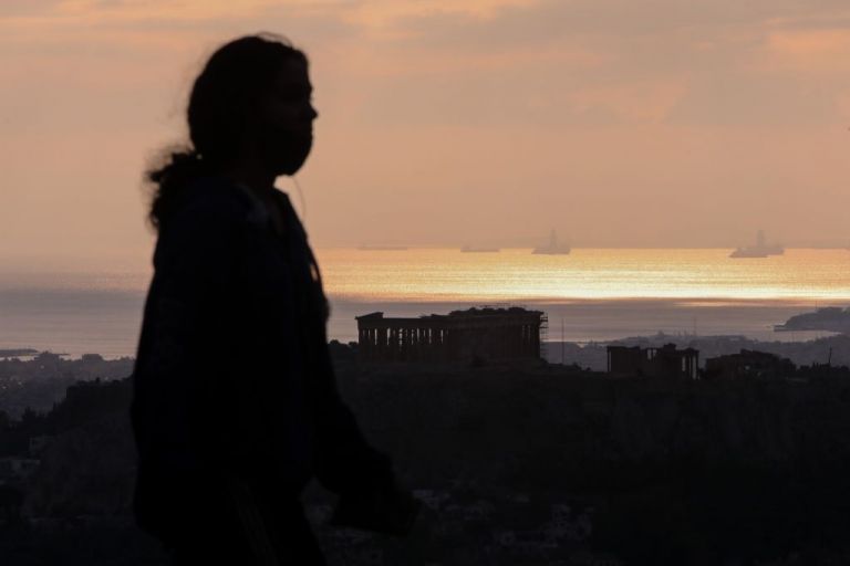 Κοροναϊός : Οι προσδοκίες μετά την έναρξη των εμβολιασμών – Πότε θα γυρίσουμε στην προ κοροναϊού εποχή