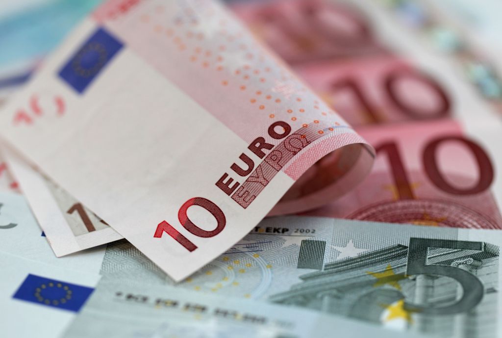 Συντάξεις – Επιδόματα : Πότε θα καταβληθούν τα χρήματα στους δικαιούχους