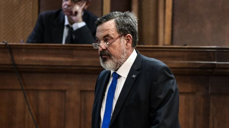 Αντιπολίτευση : Αφαντος χωρίς επικήρυξη ο χρυσαυγίτης Παππάς