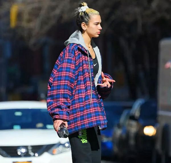 Παρά το styling πολλές διάσημες μας δίνουν ιδέες τι να φορέσουμε όταν θα βγούμε για άθληση