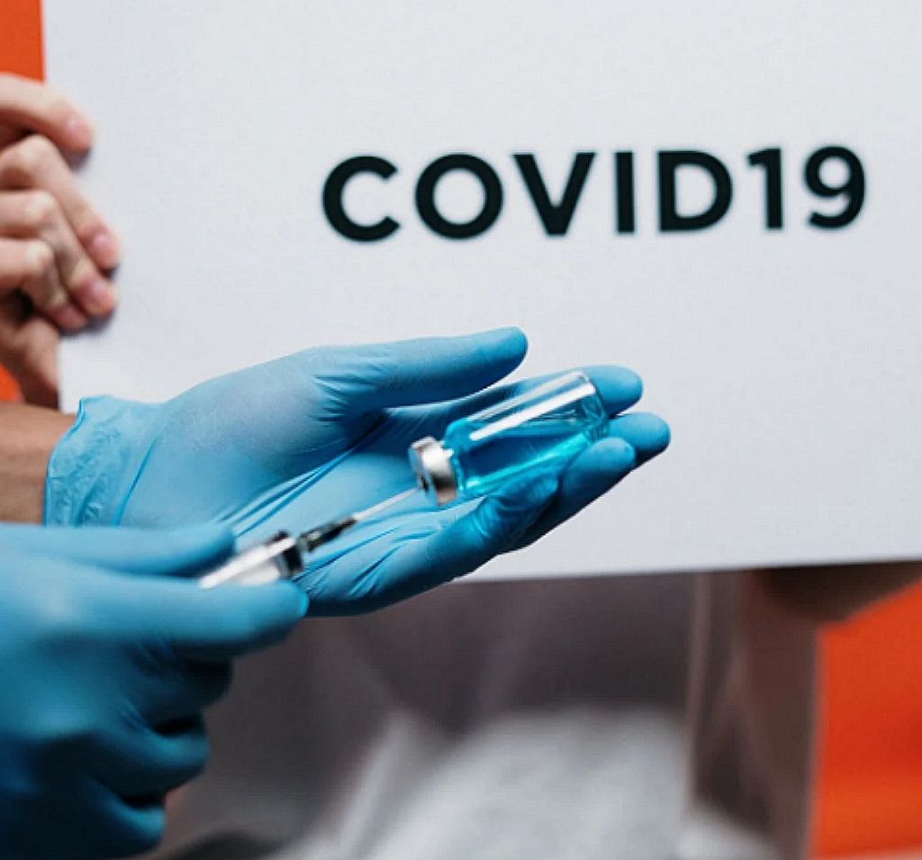 Εμβόλιο – Covid-19 : Χάκερς κάνουν «πόλεμο» και στοχοποιούν εταιρείες για να κλέψουν μυστικά