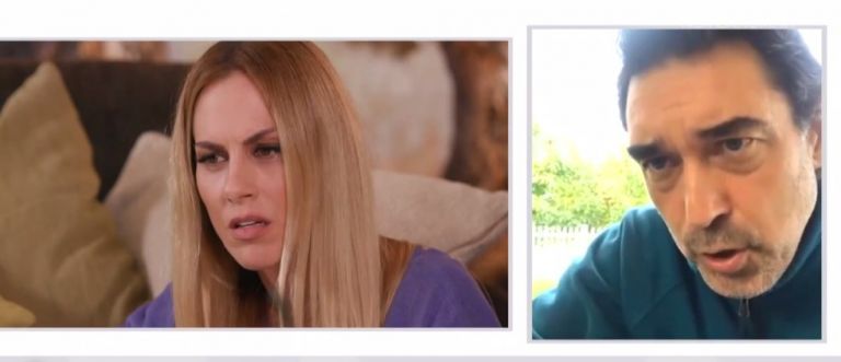 Ο Μπουράκ Χακί συνάντησε τις Roomies