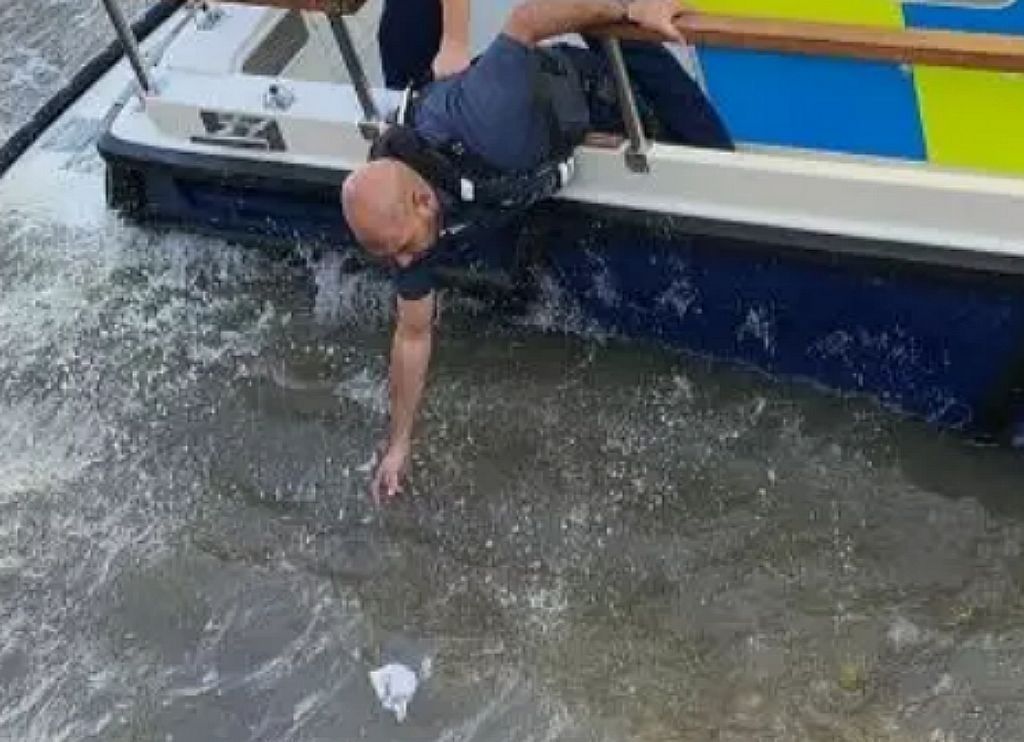 Λονδίνο : Πως βρέθηκαν ποσότητες ναρκωτικών να επιπλέουν στον ποταμό Τάμεση;