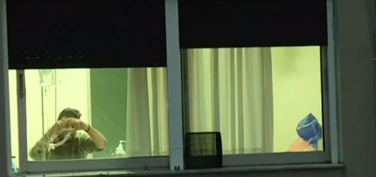 Κοροναϊός : Νικητής ο 42χρονος που συγκίνησε στο ΑΧΕΠΑ – Το «ευχαριστώ» στο υγειονομικό προσωπικό