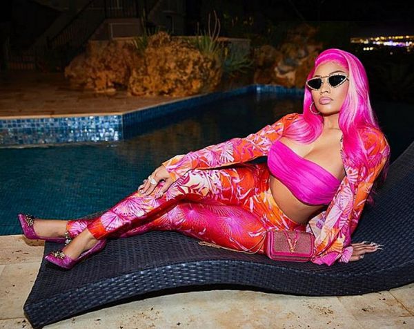 Νίκι Μινάζ : Τα καλύτερα και πιο διάσημα hits της καριέρας της