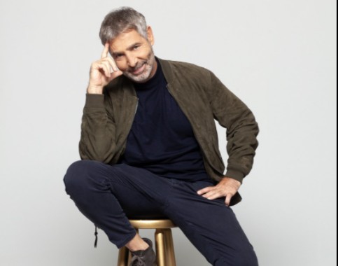 «Eλα και Θα δεις»: Tο νέο εβδομαδιαίο βραδινό talk show με τον Θοδωρή Αθερίδη στο MEGA