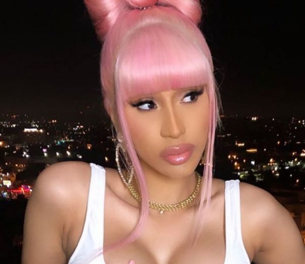 Cardi B : Η επιτυχημένη ράπερ από το Bronx σε μια λίστα με τις μεγαλύτερες μουσικές της επιτυχίες