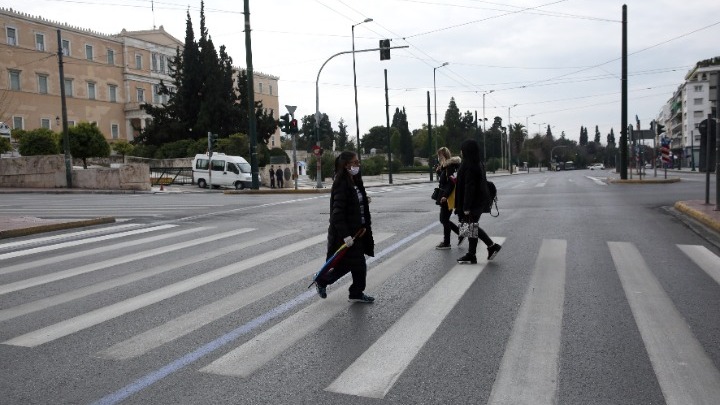 Κοροναϊός – lockdown  : Ποια περιοχή θα ακολουθήσει Σέρρες και Θεσσαλονίκη; – Φόβοι για νέο ρεκόρ κρουσμάτων την Τρίτη