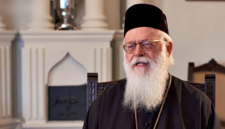 Αρχιεπίσκοπος Αναστάσιος: Ενας πεφωτισμένος θρησκευτικός ηγέτης που τα έβαλε με τη Χούντα