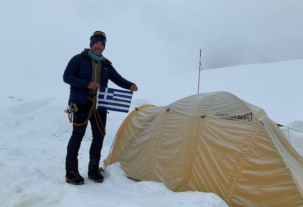 Ελληνας ορειβάτης στα Ιμαλάια για ρεβεγιόν