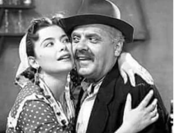 Βασίλης Αυλωνίτης : Σπάνιο «κλικ» από τα δύσκολα παιδικά του χρόνια