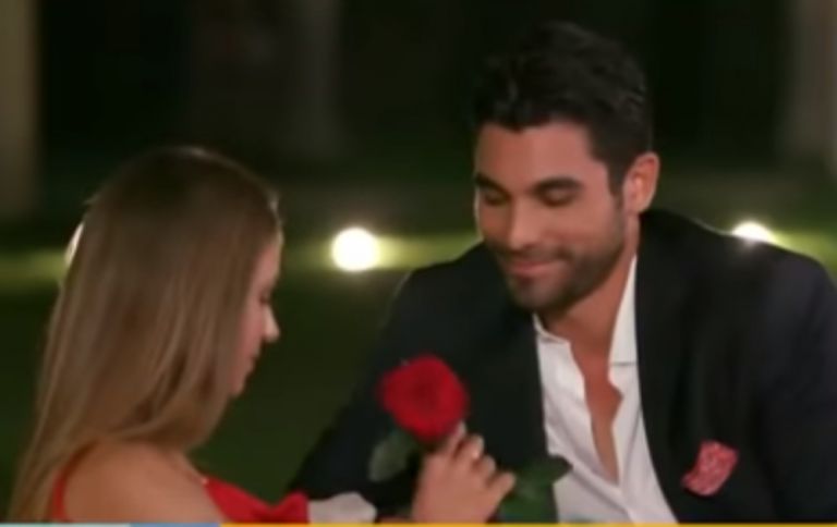 The Bachelor : Η Μαρίνα αποκάλυψε το παρασκήνιο πίσω από την οικειοθελή αποχώρηση