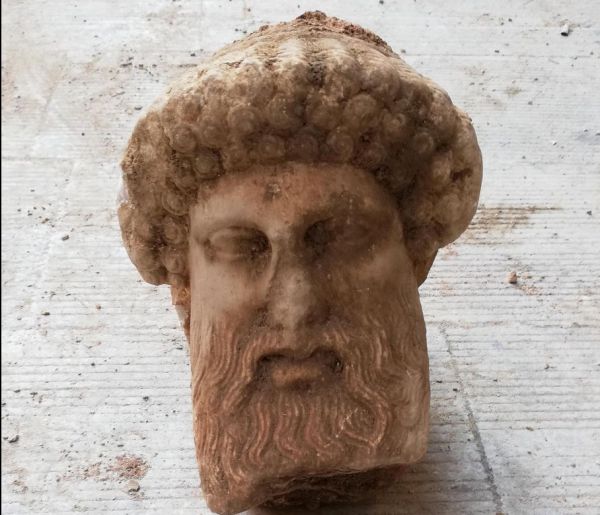 Η Αιόλου έχει τη δική της ιστορία…