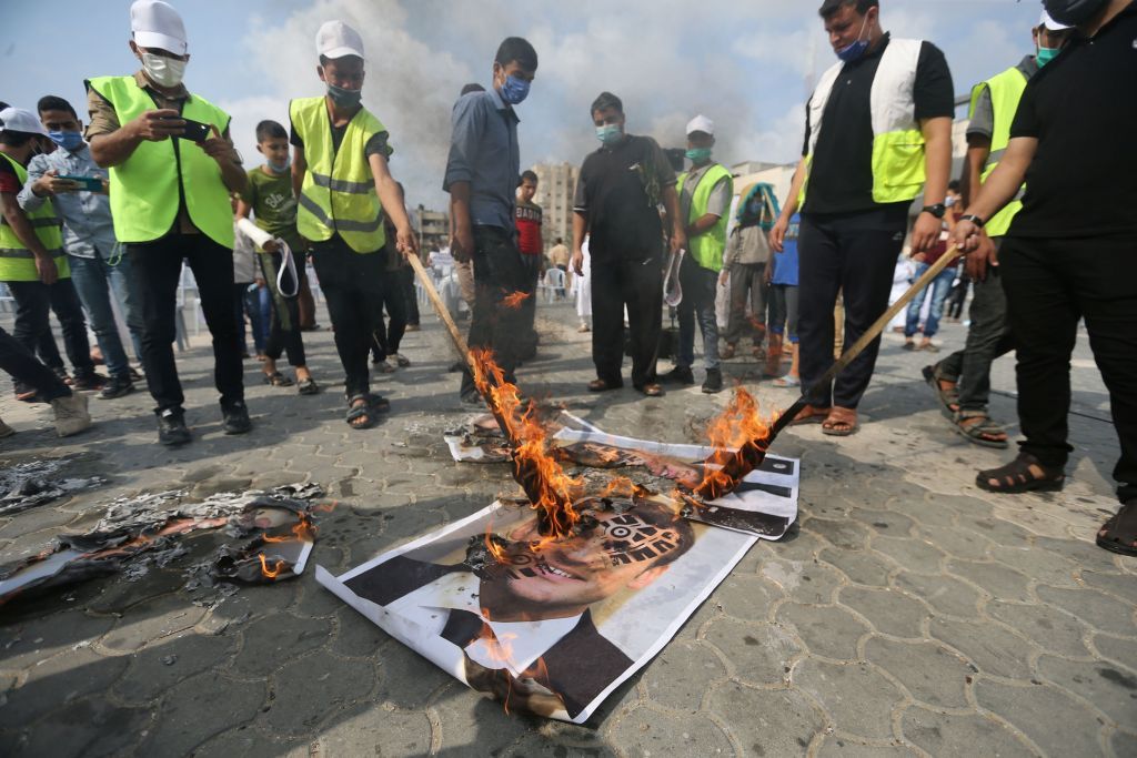 Αλ Κάιντα κατά Μακρόν : «Δικαίωμά μας να σκοτώσουμε όποιον προσβάλλει τον Μωάμεθ»