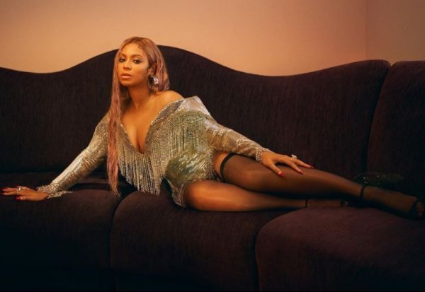 Η 21χρονη που έγραψε ιστορία φωτογραφίζοντας την Μπιγιονσέ