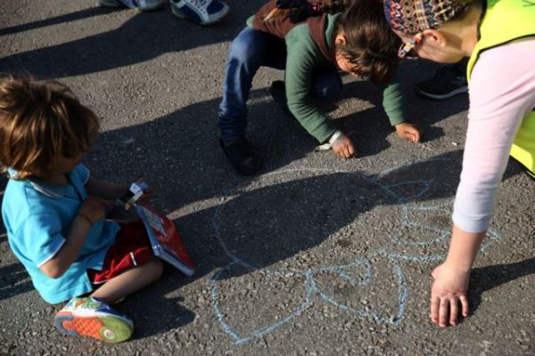 Προσφυγικό : «Ανεφάρμοστος ο νόμος για την επιτροπεία ασυνόδευτων ανηλίκων» καταγγέλλει ο ΣΥΡΙΖΑ