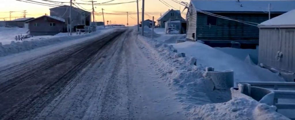 Αλάσκα : Βυθισμένοι στο σκοτάδι για 65 ημέρες οι κάτοικοι της Ούτκιαγκβικ