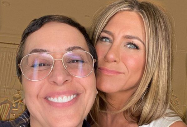 Τζένιφερ Άνιστον : Η μακιγιέζ της αποκάλυψε το μεγαλύτερο spoiler για «Τα Φιλαράκια»