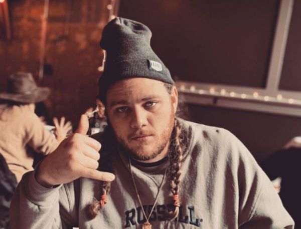 Κοροναϊός : Διάσημος TikToker δείχνει σε βίντεο πως έχασε την γεύση του λόγω COVID