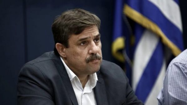 Ξανθός για επίταξη ιδιωτικών νοσοκομείων : «Πολύ λίγο, πολύ αργά»