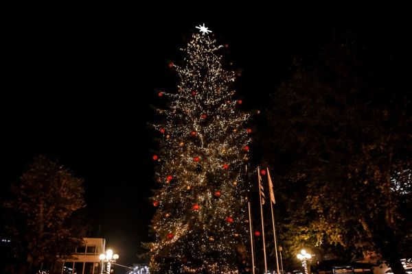 Τα Χριστούγεννα κάνουν καλό στη ψυχική υγεία: «Μαξιλάρι» συναισθηματικής ασφάλειας εν μέσω πανδημίας