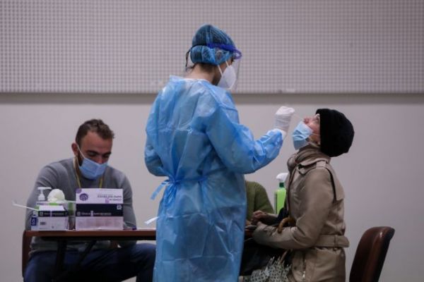 Κοροναϊός : «Το ελληνικό rapid test έχει μεγάλη αξιοπιστία και θα είναι πολύ φθηνό»