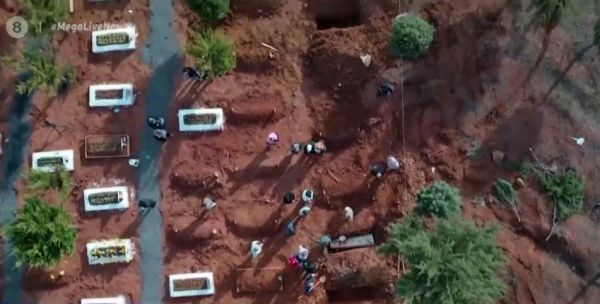 Κοροναϊός : Γεμίζουν τα νεκροταφεία της Κωνσταντινούπολης