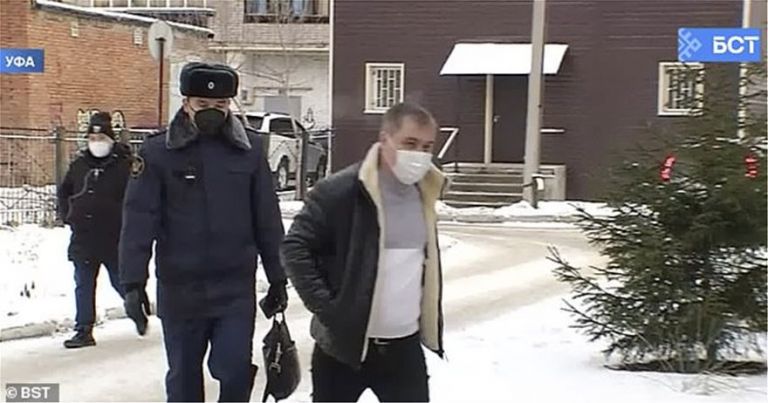 Ρωσία : Στη φυλακή μηχανικός που σκότωσε παιδόφιλο και απελευθέρωσε παιδί