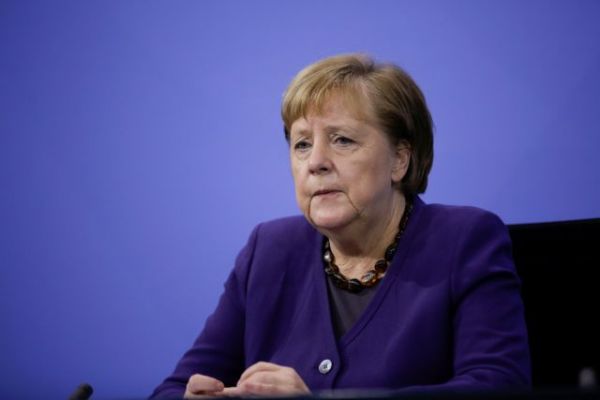 Η… μπουγάδα του συζύγου της Μέρκελ