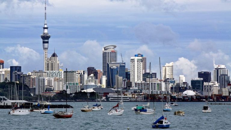 Σαββατοκύριακο… τριών ημερών με τον ίδιο μισθό στη Νέα Ζηλανδία