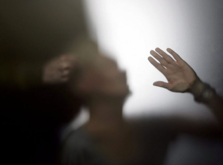 Γαλλία : Πατέρας κρατούσε νηστικό τον γιο του στη σοφίτα ως τιμωρία επειδή έχασε τη δουλειά του