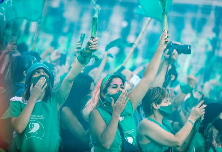 Αργεντινή : Η Βουλή ενέκρινε νόμο νομιμοποίησης των αμβλώσεων