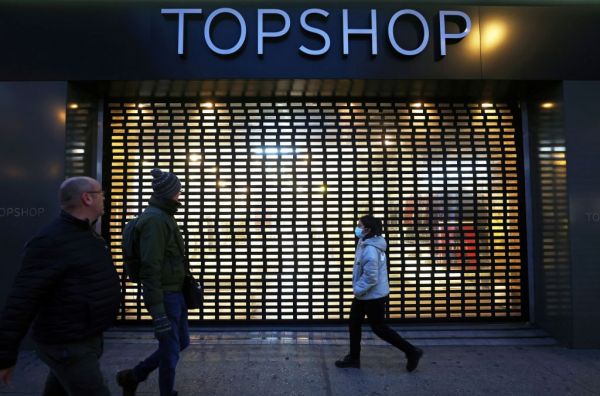 Arcadia : Ο όμιλος της εταιρείας ενδυμάτων Topshop υπέβαλε αίτηση πτώχευσης
