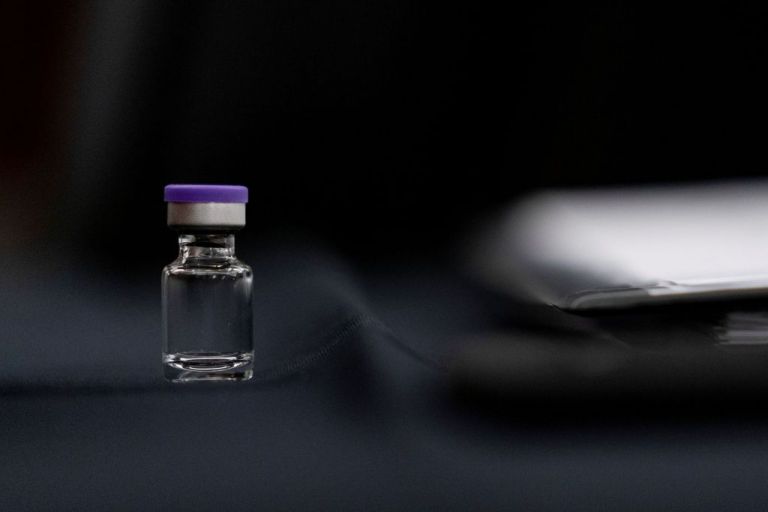 ΠΟΥ : Εναπόκειται στις εθνικές αρχές να εξετάσουν τις παρενέργειες εμβολίων
