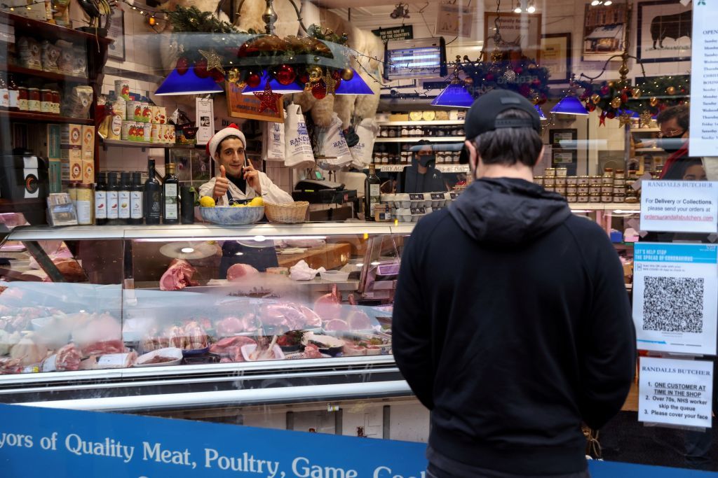 Βρετανία : Υπάρχει αφθονία τροφίμων στη χώρα, δηλώνει η υπουργός Εσωτερικών