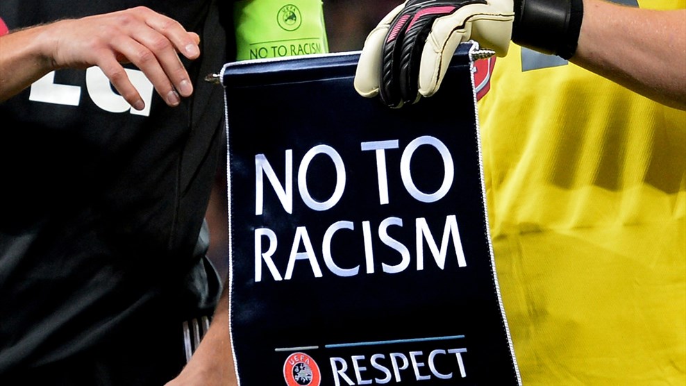 Ο ρατσισμός υπάρχει στα γήπεδα – Τα περιστατικά – ντροπής