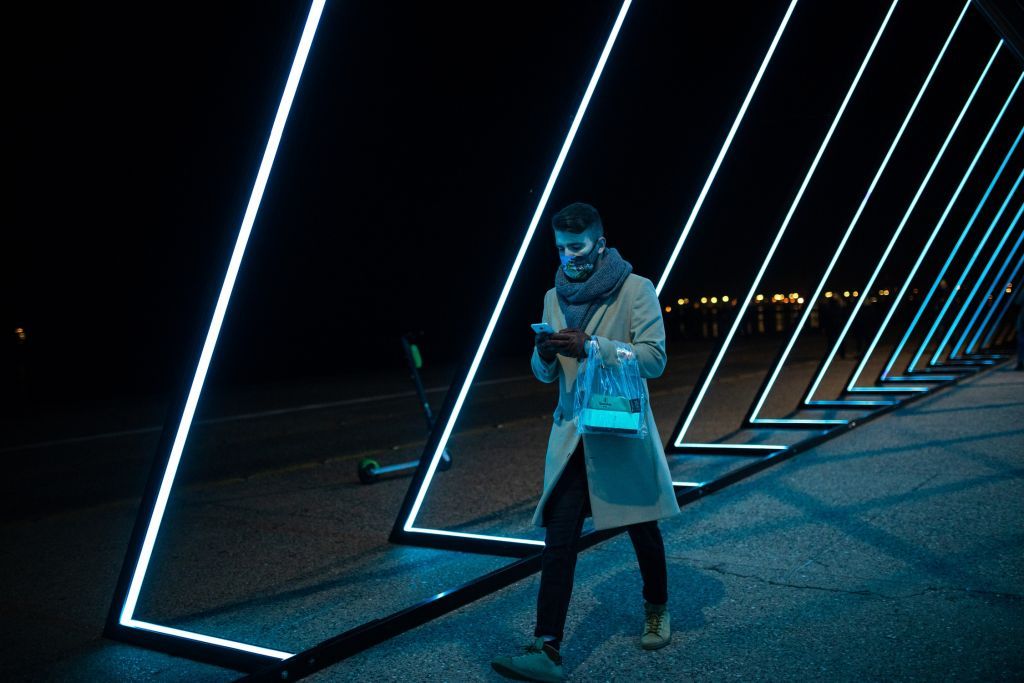 Κοροναϊός : Σε Αθήνα και Θεσσαλονίκη σχεδόν τα μισά από τα σημερινά κρούσματα