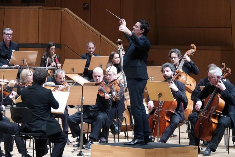 Χριστούγεννα στο Μέγαρο: Μπαχ ζωντανά από το Αμβούργο – Μπαρόκ από την Καμεράτα