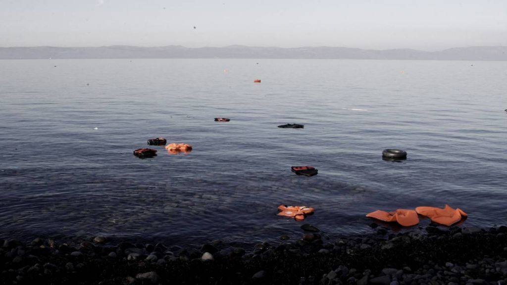 Ύπατη Αρμοστεία για το ναυάγιο στη Λέσβο: Ανάγκη να έχουν πρόσβαση σε ασφαλείς οδούς