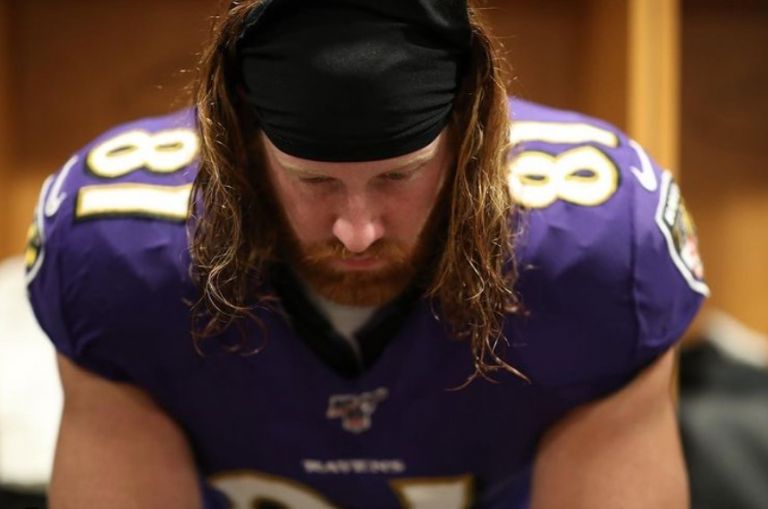 Χάιντεν Χερστ : Ο σταρ του αμερικανικού ποδοσφαίρου μιλά για τη μάχη με την κατάθλιψη