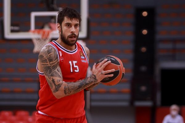 Ερυθρός Αστέρας – Ολυμπιακός: Πρίντεζης ο βασιλιάς του Βελιγραδίου (79-81)