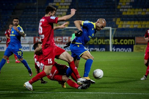 Ο Περέα σόκαρε τον Αστέρα στο 95′ (1-1)