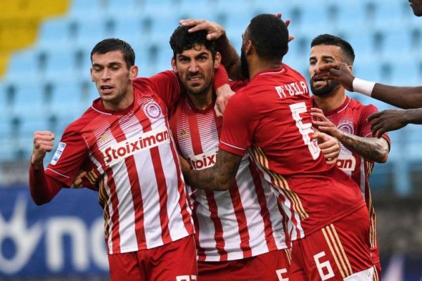Κάνει πάρτι στη Λαμία ο Ολυμπιακός, 3-0 στο 35′!