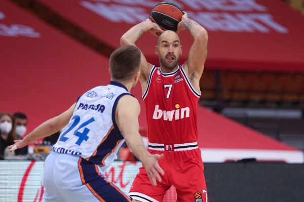 Σπανούλης : Η Βαλένθια υποκλίθηκε μπροστά στο μεγαλείο του