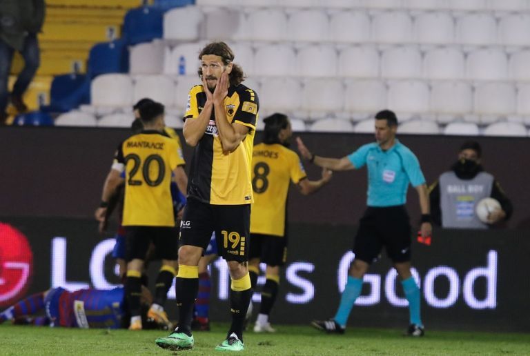 Για… κλάματα η άμυνα της ΑΕΚ στα τελευταία ματς