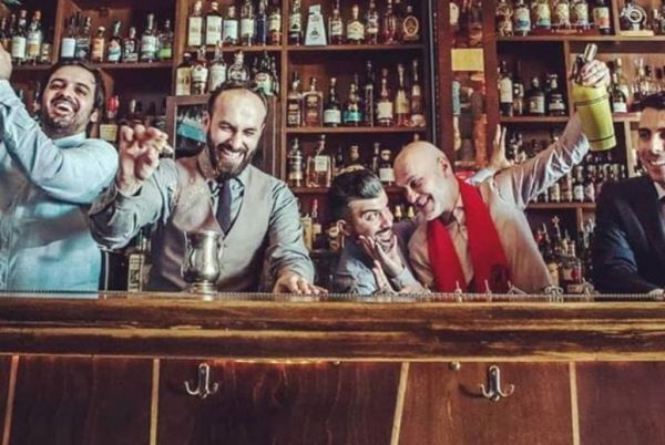 Το βραβευμένο μπαρ Baba Au Rum άνοιξε e-shop για τους λάτρεις της cocktail κουλτούρας