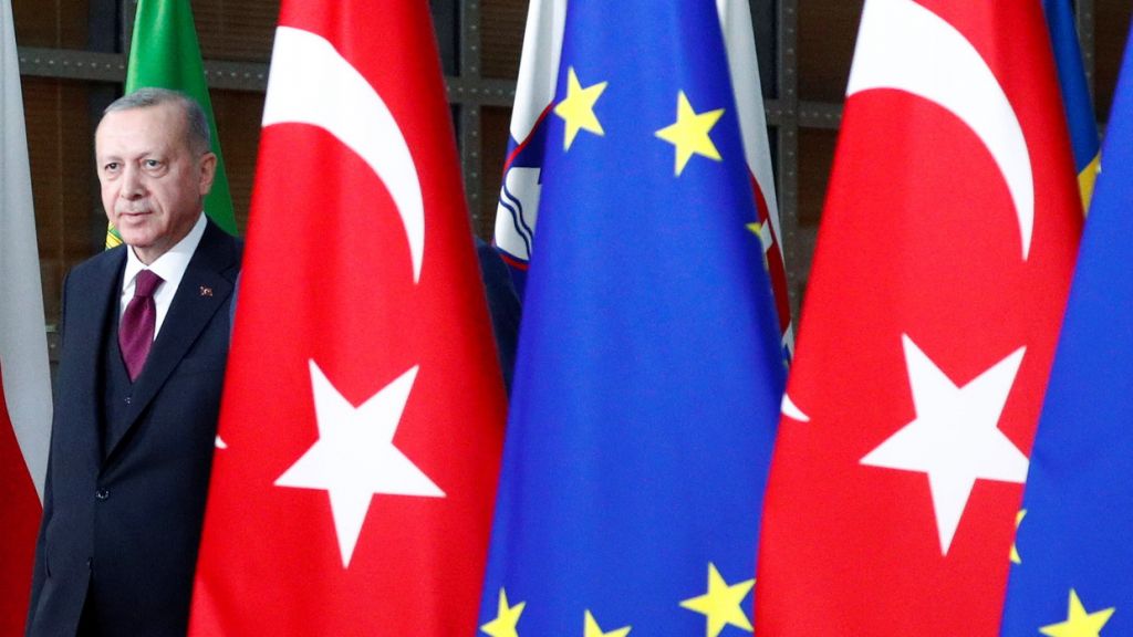 Σφίγγει ο κλοιός για τον Ερντογάν λίγο πριν τη Σύνοδο Κορυφής της ΕΕ - Τι δείχνει η επίθεση Πομπέο κατά της Τουρκίας